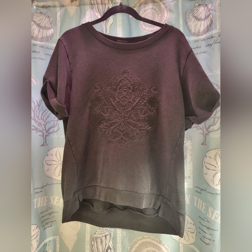 Mossimo Black Embroidered Sweatshirt Tee M/L • Chic Minimalist Cozy Top